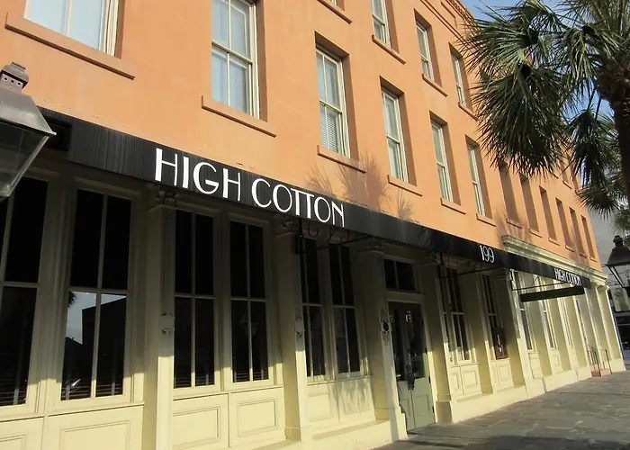 Golf hotel: The Lodge Alley Inn