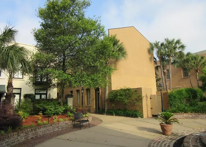 Golf hotel: The Lodge Alley Inn