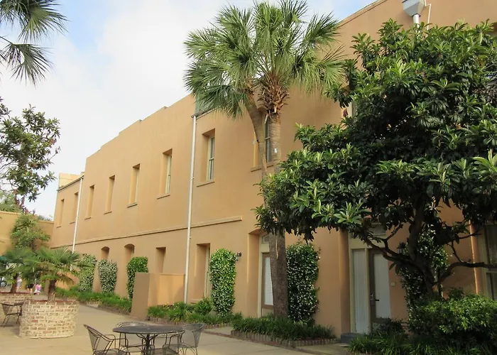 Golf hotel: The Lodge Alley Inn