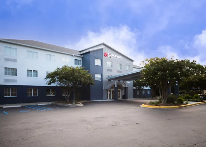 Luxury hotel only: Candlewood Suites Charleston - Mt. Pleasant By Ihg